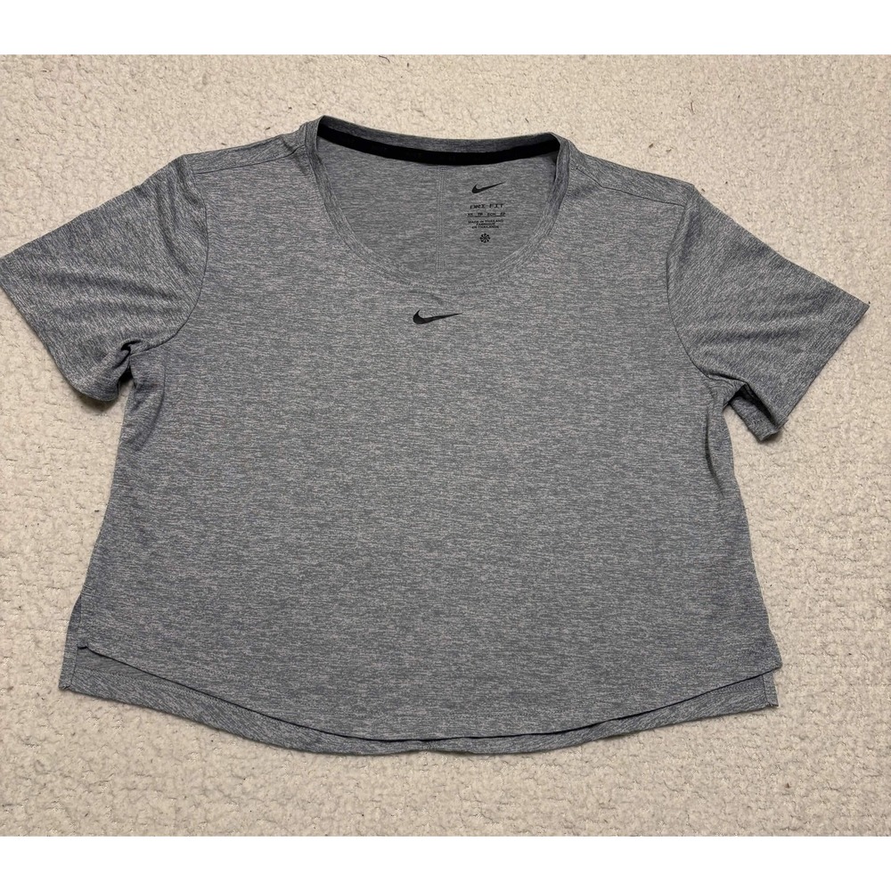 Nike Womens Athletic T-shirt Gray Cropped Dri-Fit Heathered Size XS RN56323